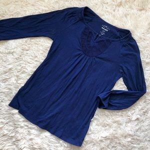 🛍BOGO Old Navy 3/4 Sleeve Top with Neck Details